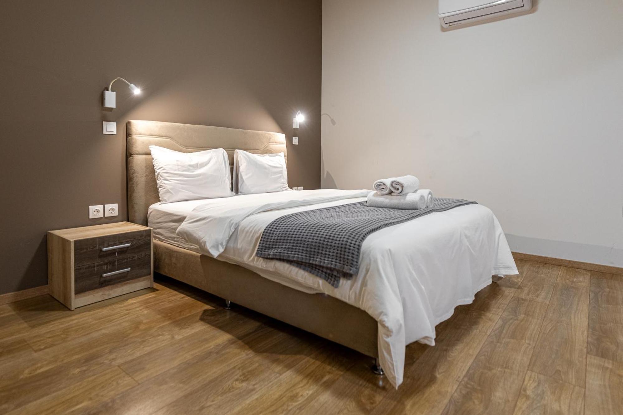 Athenian Infinity Apartments Екстер'єр фото