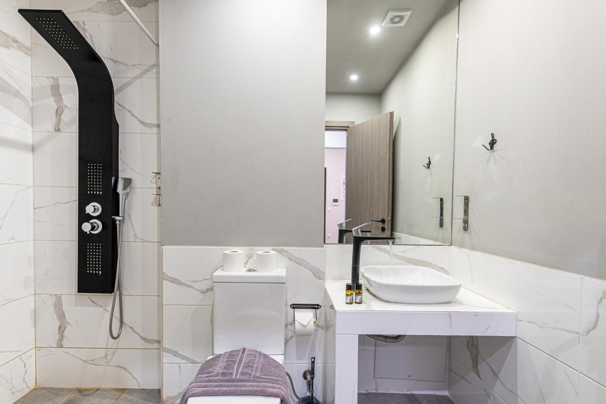 Athenian Infinity Apartments Екстер'єр фото