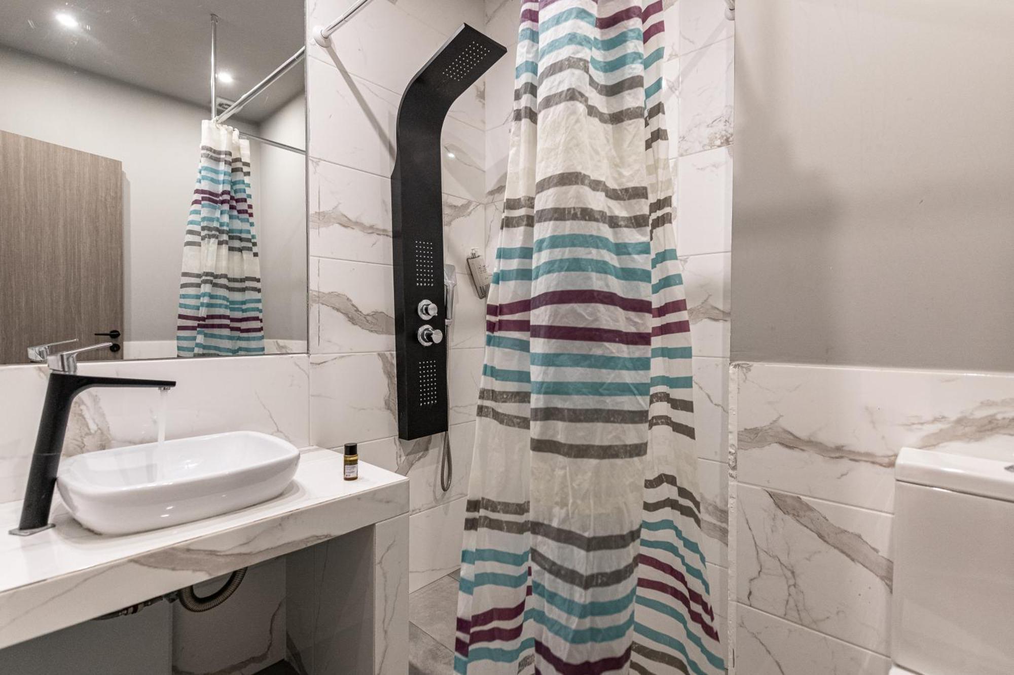 Athenian Infinity Apartments Екстер'єр фото